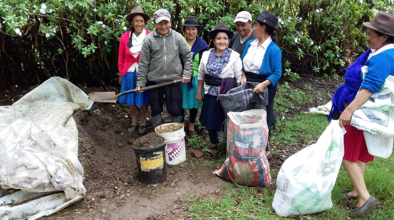 Capacitación del programa de SIPAS – Horticultura Orgánica, Comunidad Huartiguro,  Parroquia Guanazan, El Oro